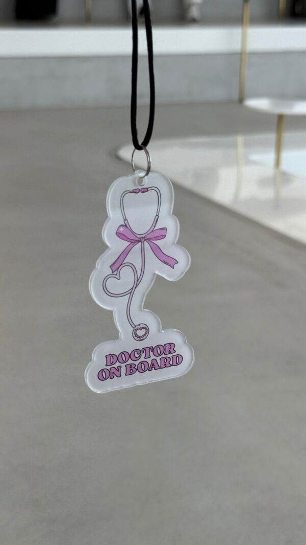 Stethoscope hanger